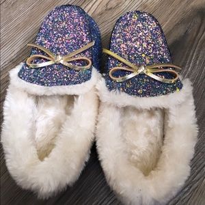 Cat & Jack little girls glittery slippers!
